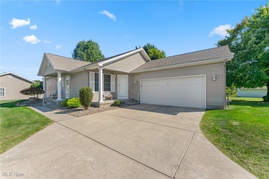 603 S Raccoon Rd unit 9, Austintown, OH 44515 - photo 2