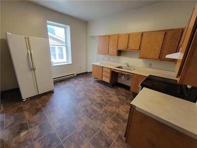 1306 E 4th St unit 2, Bethlehem, PA 18015 - photo 5