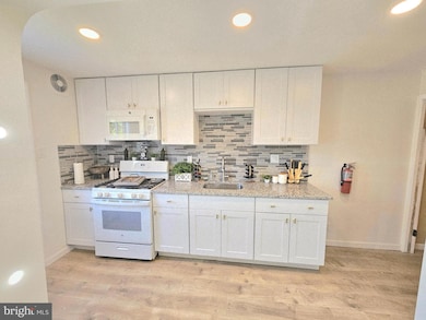 1421 Carl Miller Blvd, Camden, NJ 08104 - photo 4