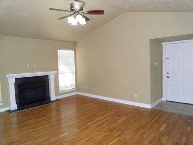 14911 Wunderlich Dr unit 1108, Houston, TX 77069 - photo 4