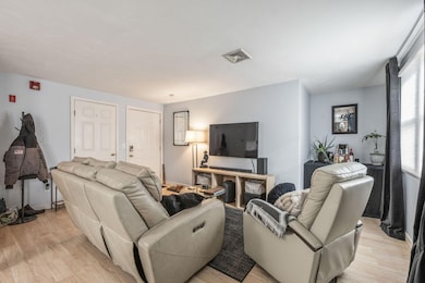 20-web-or-mls-433-main-st
