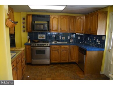 259 W Crystal Lake Ave, Haddonfield, NJ 08033 - photo 5