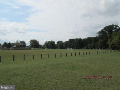 2214 Lodge Farm Rd, Sparrows Point, MD 21219 - photo 3