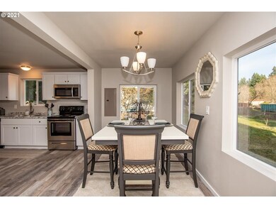 1404 NW Kerron St, Winlock, WA 98596 - photo 5