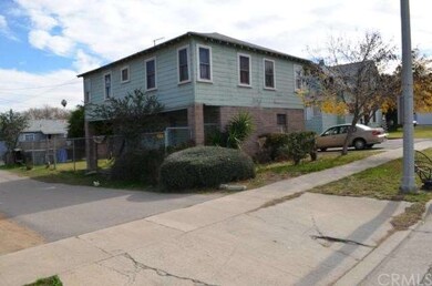 3rd unit above 2 car garage