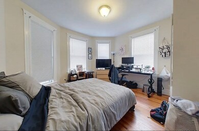 361 Washington St unit 2R, Cambridge, MA 02139 - photo 3