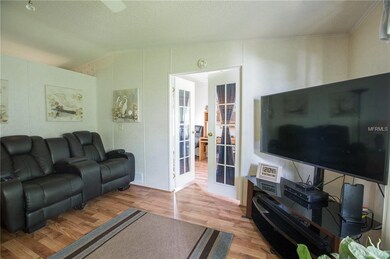 This is another shot of the living room.  French d
