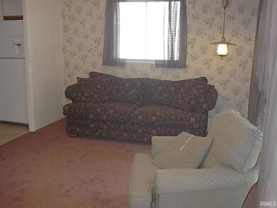 825 Hazel St, Auburn, IN 46706 - photo 2