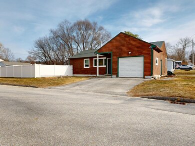 30 Hazelhurst St., Auburn