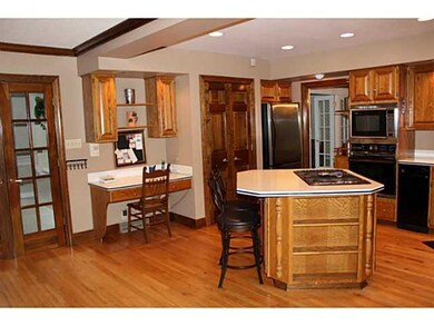 756 Thomas Fox Dr W, North Tonawanda, NY 14120 - photo 6