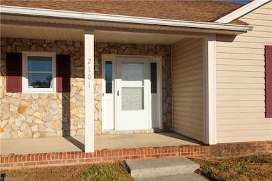 2101 Owens St, Greensboro, NC 27405 - photo 3