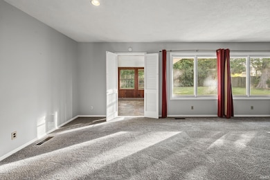 2212 Sycamore Ln, West Lafayette, IN 47906 - photo 6