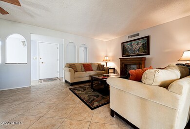 10621 W Cumberland Dr, Sun City, AZ 8535