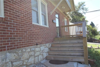 9809 E 25th St S, Independence, MO 64052 - photo 4