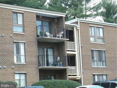 17822 Buehler Rd, Olney, MD 20832 - photo 2