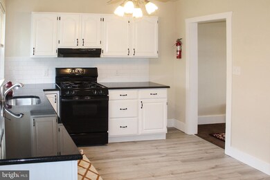 1126 W Ridge Rd, Marcus Hook, PA 19061 - photo 2