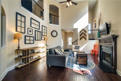 Large Beautiful Great Room!