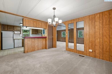 902 N Clay St, Colfax, WA 99111 - photo 6