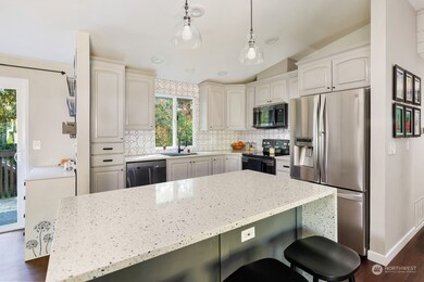 6404 55th Street Ct W, University Place, WA 98467 - photo 5