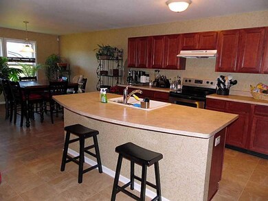 1037 Brookshire Dr, Franklin, IN 46131 - photo 6