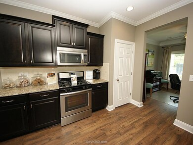 659 Yellow Leaf Ln, Summerville, SC 29486 - photo 4