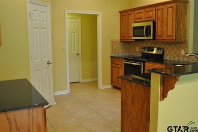 3129 3129 Vineyard, Tyler, TX 75701 - photo 6