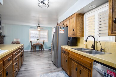 775 N Jaye St, Porterville, CA 93257 - photo 5