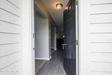 924 Aries Rd W, Jacksonville, FL 32216 - photo 6