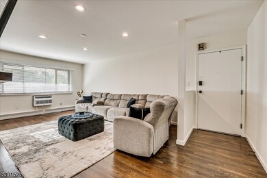 401 Us Highway Rt 22 U 26h unit H, North Plainfield Boro, NJ 07060 - photo 6