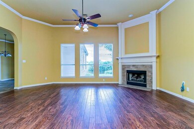 336 Hill Crest Dr, Hurst, TX 76053 - photo 5