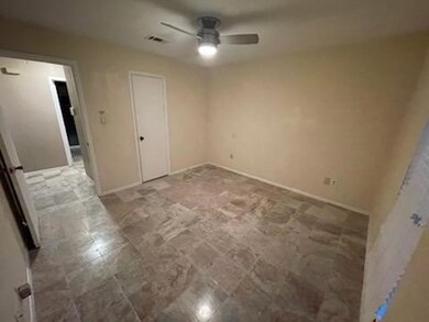 16310 Barcelona Dr, Friendswood, TX 77546 - photo 5