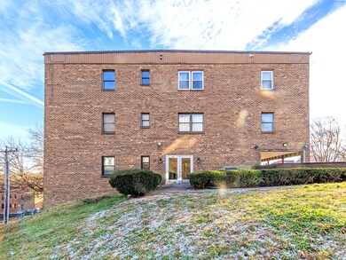 50 Long St unit 5, New Britain, CT 06051 - photo 3