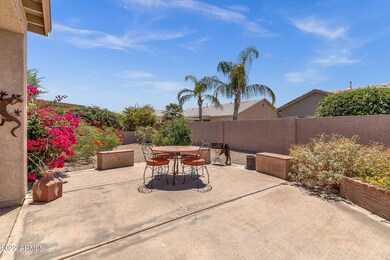 30-web-or-mls-1123-e-winged-foot-dr