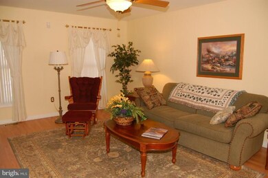 136 Chestnut Dr, Elkton, MD 21921 - photo 3