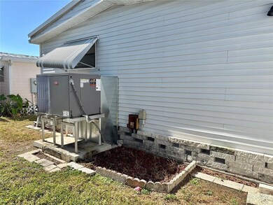 6821 Americana Dr NE unit 106, St. Petersburg, FL 33702 - photo 3