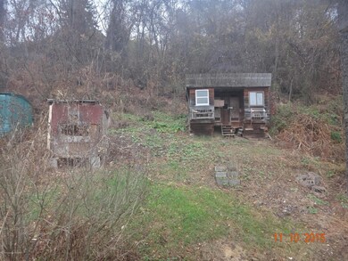 69 W Poplar St, Nanticoke, PA 18634 - photo 4