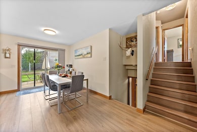 822 Clear View Dr, West Bend, WI 53090 - photo 5