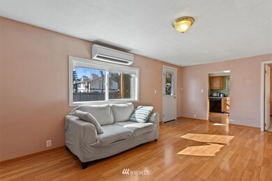 1108 Center Rd, Everett, WA 98204 - photo 7