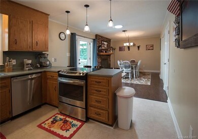 611 Berkshire Dr unit 81-82, Statesville, NC 28677 - photo 6