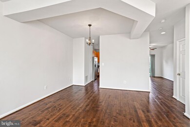 12030 Kemps Landing Cir, Manassas, VA 20109 - photo 2