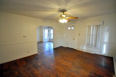Living room 2