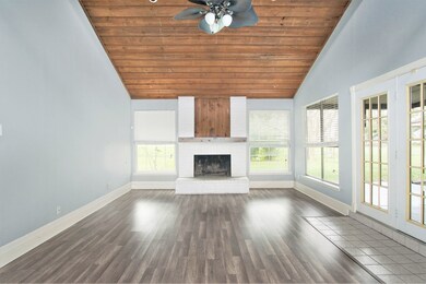 5910 Donwhite Ln, Houston, TX 77088 - photo 3