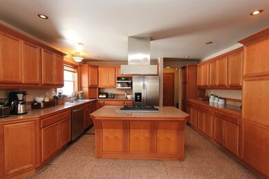 5229 W Concord Dr, La Porte, IN 46350 - photo 6