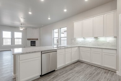 1319 Canal St, Odessa, TX 79765 - photo 6