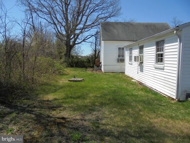 19100 Airmont Rd, Round Hill, VA 20141 - photo 4