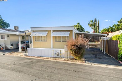 18 Galloway Dr, Concord, CA 94518 - photo 2