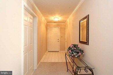 135 Timberbrook Ln unit 201, Gaithersburg, MD 20878 - photo 5