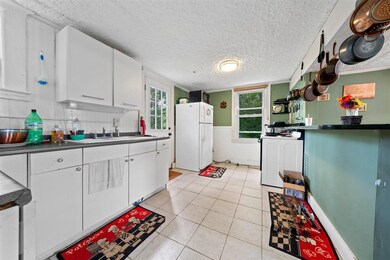 42 Meter St, Concord, NH 03303 - photo 4