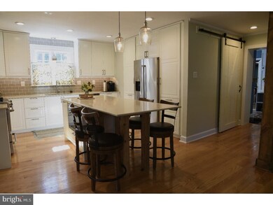 409 Pilgrim Ln, Drexel Hill, PA 19026 - photo 2