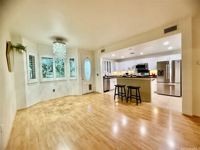 Entry / Dining Area/Living Room/ Kitchen
